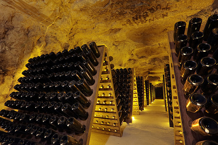 Crayères souterraines des Champagne Pannier, caves de vieillissement des bouteilles