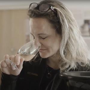 Portrait de Christine Piot Sévillano, propriétaire des Champagne Piot-Sévillano