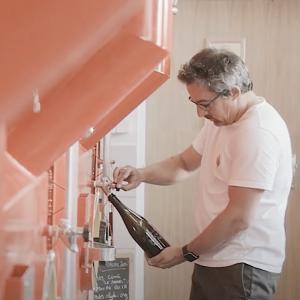 Soutirage au cuvier des Champagne Piot-Sévillano